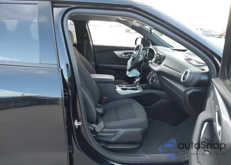 2022 Chevrolet Blazer Fwd 2Lt from USA, damaged, VIN 3GNKBCR41NS117796